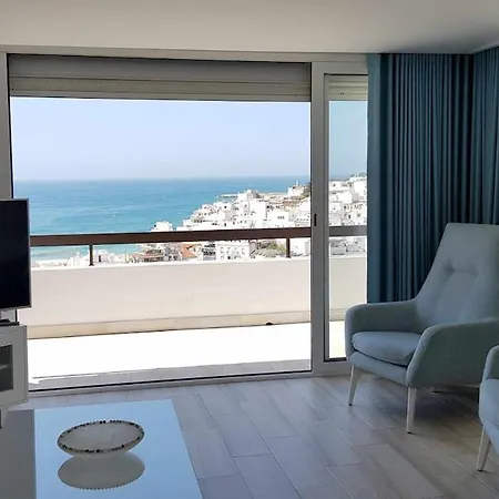 Albufeira, One Step Into The Water Apartamento