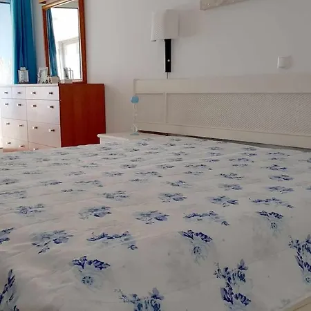 Albufeira, One Step Into The Water Apartmán